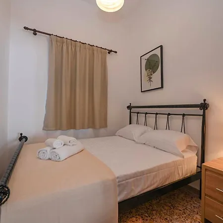 Η Όμορφη Κώμη - Beautiful Komi Spacious Apartment Komi (Tinos) Exterior photo
