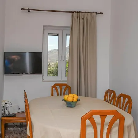 Η Όμορφη Κώμη - Beautiful Komi Spacious Apartment Komi (Tinos) Exterior photo