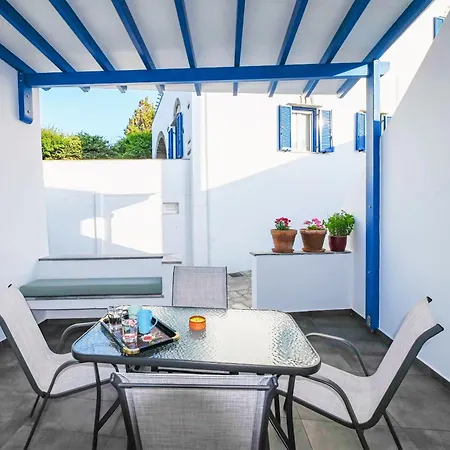 Η Όμορφη Κώμη - Beautiful Komi Spacious Apartment Komi (Tinos) Exterior photo