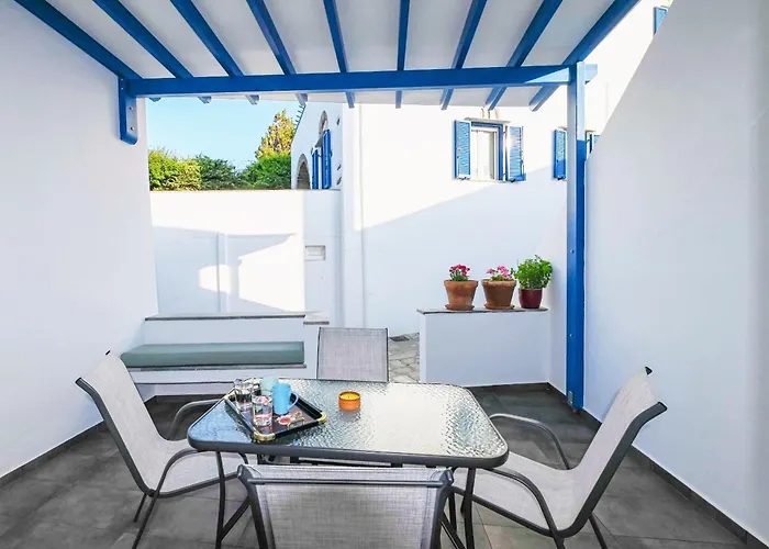 Η Όμορφη Κώμη - Beautiful Komi Spacious Apartment